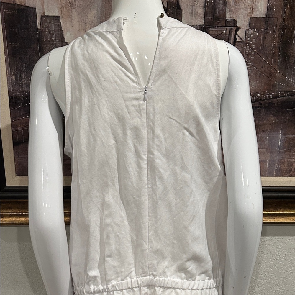 Elegant White Sleeveless Jumpsuit - Picture 6 of 7